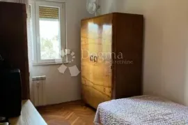 VOJAK 2S+DB SVEUČILIŠNI KAMPUS, Rijeka, Flat