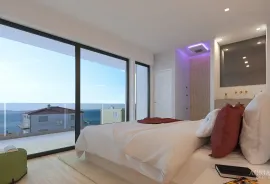 KUĆA UDALJENA 70 m OD MORA, NOVOGRADNJA - ZADAR, DIKLO, Zadar, Maison