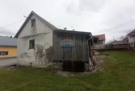 Lika,Drežnica,dvojna kuća sa zemljištem 25200 m2, Ogulin, Casa