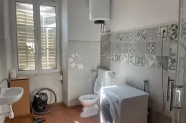 Prodajemo stan na par koraka od Korza, Rijeka, Appartement