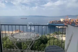 Novoobnovljen stan za najam s prekrasnim pogledom!, Rijeka, Διαμέρισμα