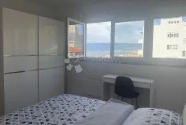 Novoobnovljen stan za najam s prekrasnim pogledom!, Rijeka, Διαμέρισμα