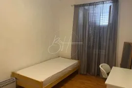 Stan u centru Pule - 55 m2, Pula, Casa