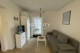 Novi Sad, Centar, Trg republike, 0.5, 25m2, Novi Sad - grad, Apartamento