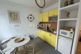 Novi Sad, Centar, Trg republike, 0.5, 25m2, Novi Sad - grad, Apartamento