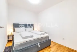 Zagreb, Centar, Mihanovićeva ulica,  prekrasan trosoban stan 75m2, Zagreb, Appartamento