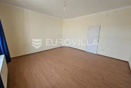 Osijek, Centar grada, četverosoban stan, 98 m2, Osijek, Apartamento