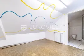 Zagreb, Kosirnikova, poslovni prostor na 1. katu, 104 m2, Zagreb, Propriedade comercial