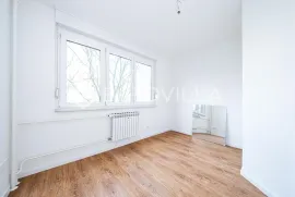 Zagreb, Dugave, trosoban stan s loggiom NKP 62 m2 PRVI NAJAM, Zagreb, Apartamento