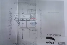 Malinska - Sv. Vid Miholjice kuća 286 m2 + 3 zasebna apartmana 153 m2 na prostranoj okućnici sa pogledom na more, Malinska-Dubašnica, Дом