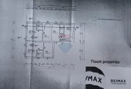 Malinska - Sv. Vid Miholjice kuća 286 m2 + 3 zasebna apartmana 153 m2 na prostranoj okućnici sa pogledom na more, Malinska-Dubašnica, Famiglia