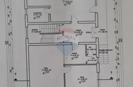 Zagreb, Sesvete - Kuća od 360 m2,  dva stana + dva poslovna prostora, veliki parking, Zagreb, Kuća