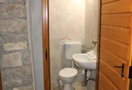 Istra, okolica Motovuna, autohtona istarska kuća, Oprtalj, House