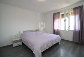 KUĆA NA GORNJEM ZAMETU – 150 m², VELIKA OKUĆNICA, Rijeka, Ev