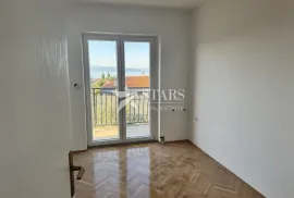 Rijeka, Kostrena - trosobni stan za najam, Kostrena, Apartamento