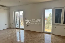 Rijeka, Kostrena - trosobni stan za najam, Kostrena, Apartamento