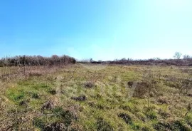 IZNIMNO ATRAKTIVNO GRAĐEVINSKO ZEMLJIŠTE U VODNJANU, Vodnjan, Land