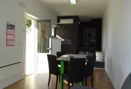 Rijeka, Martinkovac, stan sa p.p. i dvije garaže, Rijeka, Appartement