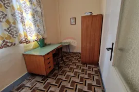 Istra, Pula, veliki stan sa garažom, 3S+DB, Pula, Apartamento