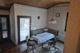 Prekrasna kuća sa velikom okućnicom, Sveti Ivan Zelina, Maison