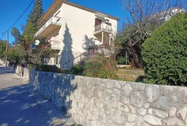 Crikvenica, Dramalj, samostojeća kuća na odličnoj lokaciji, Crikvenica, Casa