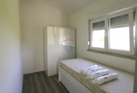 Istra, Žminj - tri kuće za odmor s dva bazena, Žminj, House