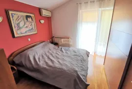 Samostojeća kuća s bazenom unutar prve zone grada, Rijeka, House