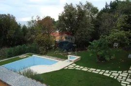 LOVRAN, Kuća 150m od mora, Lovran, Haus