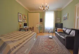 Zagreb, Centar, četverosoban stan 90 m2 (moguća zamjena), Zagreb, Wohnung