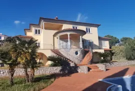 OPATIJA, POBRI - obiteljska vila s bazenom i panoramskim pogledom, Opatija - Okolica, Casa