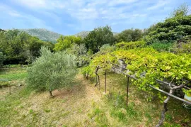 Bribir - kuća sa dva stana u blizini svih sadržaja, Vinodolska Općina, بيت