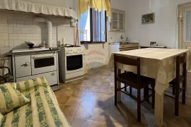 Vrsar - jedinstvena ponuda, kuća u gradu sa 600 m2 okućnice, Vrsar, House