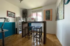 Otok Krk,grad Krk,dvoetažni stan,4S+DB,84 m2,pogled na more, Krk, Appartment