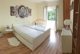 Lovran - stan za dugoročni najam, Lovran, Apartamento