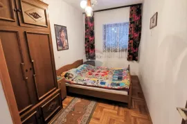 DRAMALJ - 2 stana s vrtom i parkingom, Crikvenica, Apartamento