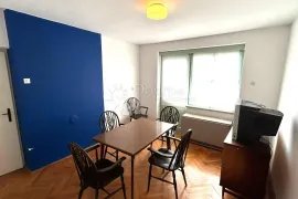 Prilika! 3 spavaće sobe, 2 terase, odlična lokacija! 2400€/m2, Pula, Appartamento