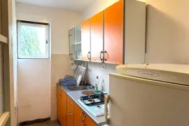 Prilika! 3 spavaće sobe, 2 terase, odlična lokacija! 2400€/m2, Pula, Appartamento