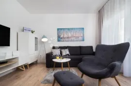 Stan sa pogledom na more i centar, Trogir, Trogir, Appartement