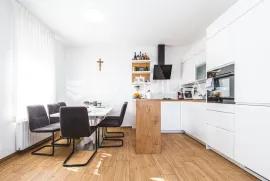 Zagreb, Dubrava, trosoban PENTHOUSE, NKP 75 m2, NOVOGRADNJA, Zagreb, شقة