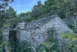 Otok Korčula,Blato – zemljište blizu mora sa kamenom kućicom, Blato, Земля