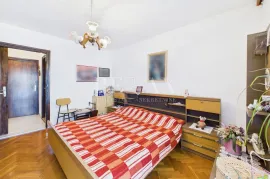 Crikvenica - stan sa garažom u širem centru, Crikvenica, Appartement