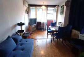 Zagreb, Travno, četverosoban stan sa dvije lođe i balkonom, 86 m2, Zagreb, Daire