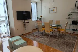 Rijeka, Centar - dvosoban stan u centru, Rijeka, Apartamento