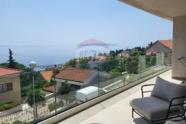 OPATIJA, VOLOSKO- prekrasan stan 121,35 m2, garaža, balkon, pogled na more, Opatija, Appartement