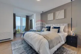 OPATIJA, VOLOSKO- prekrasan stan 121,35 m2, garaža, balkon, pogled na more, Opatija, Appartement