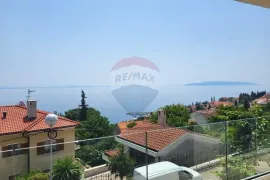 OPATIJA, VOLOSKO- prekrasan stan 121,35 m2, garaža, balkon, pogled na more, Opatija, Appartement