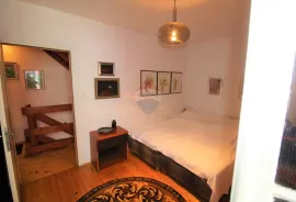 Rovinj,kuća+apartman+privatno dvorište- 50m od glavnog gradskog trga, Rovinj, House