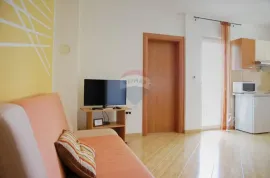 Istra,Barbariga, dvosoban apartman sa pogledom na more, Vodnjan, Stan