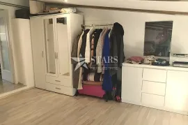 Rijeka, Trsat, stan 1s+db na 1. katu sa terasom, Rijeka, Apartamento