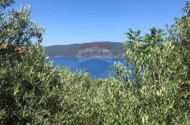 OTOK CRES, VALUN - KUĆA S 2 STANA, BLIZINA MORA, Cres, Haus